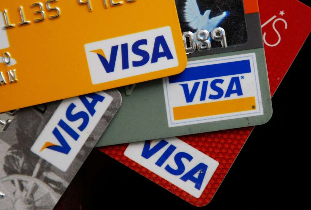 Владельцы карт Visa теперь могут осуществлять денежные переводы по номеру телефона: как это работает