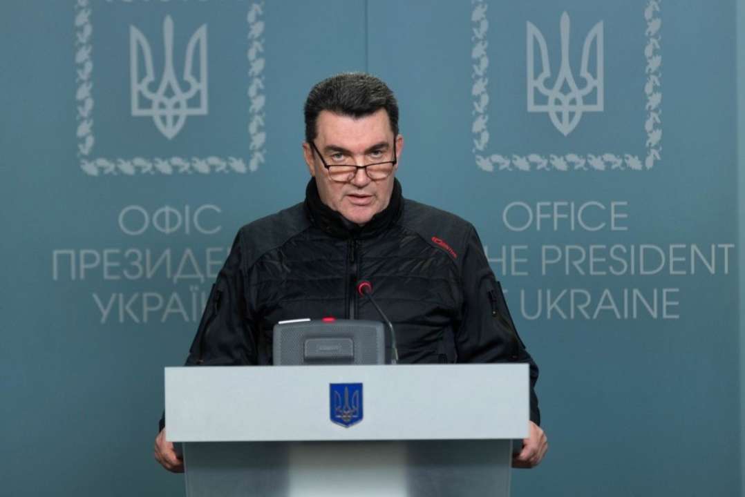 В Україні налагодили виробництво снарядів калібру 152 мм та 122 мм/Фото: Офіс президента Україна налагодила виробництво на підприємствах снарядів калібру 152 і 122 мм – Данілов