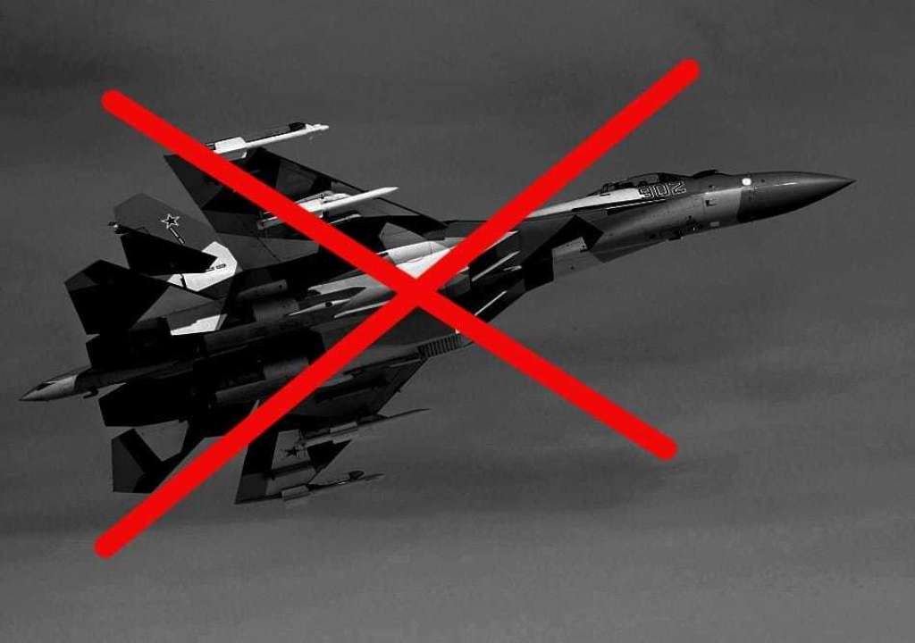 ВСУ сбили в Херсонской области российский истребитель/Фото: Командование Воздушных Сил ВСУ Украинские защитники приземлили российский истребитель Су-35. Видео