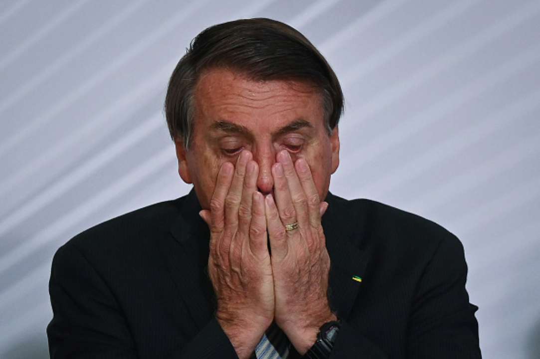 Президент Бразилії порушив правила YouTube/Фото: Andre Borges/Getty Images YouTube видалив відео президента Бразилії через порушення правил користування