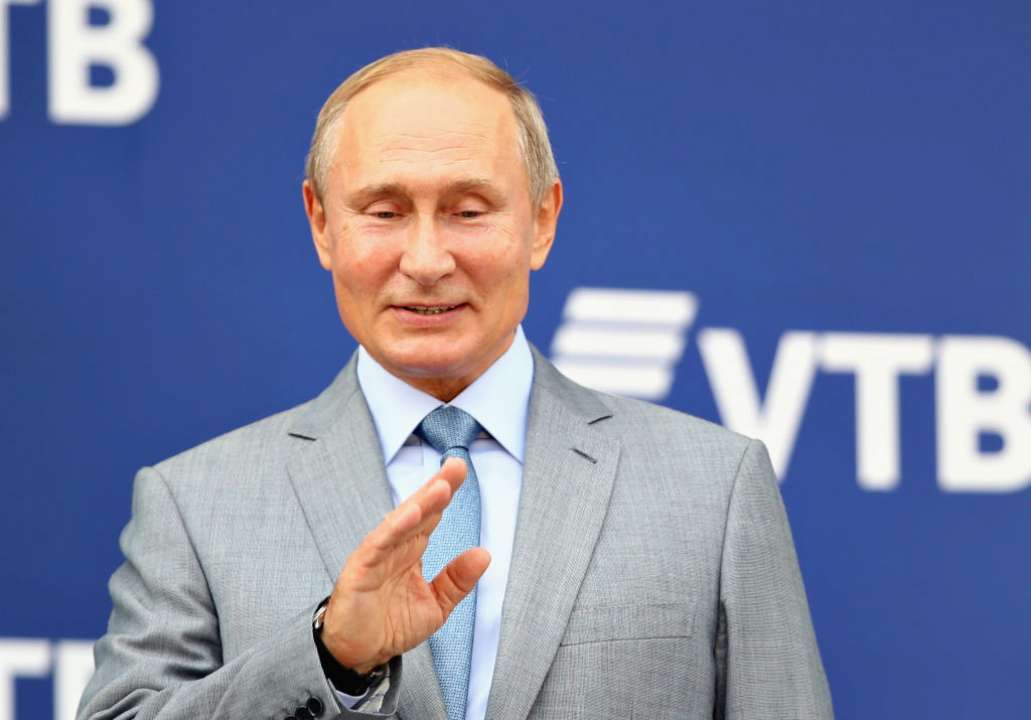 Стало відомо, скільки коштують речі путіна/Фото: Getty Images Стало відомо, скільки коштують речі путіна/Фото: Getty Images