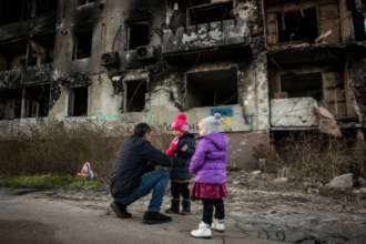 Більше половини українських дітей стали свідками подій, пов'язаних із війною/Фото: Getty Images Більше половини українських дітей стали свідками подій, пов'язаних із війною/Фото: Getty Images