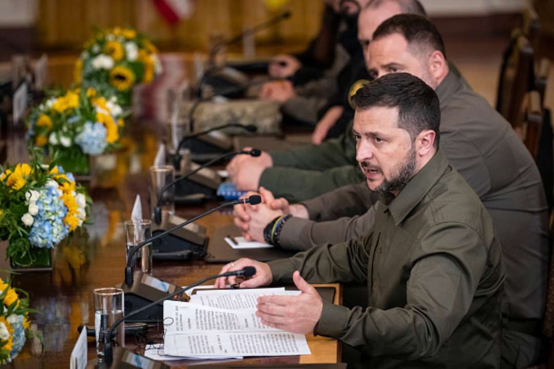 Зеленский прибыл на саммит Европейского политического сообщества в Испании