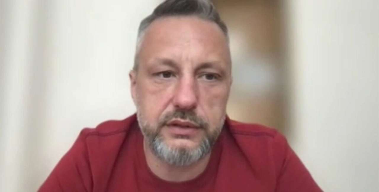 Андрющенко про людей в л/днр: спочатку часткове пониження в правах і доведення права на громадянства Андрющенко про людей в л/днр: спочатку часткове пониження в правах і доведення права на громадянства