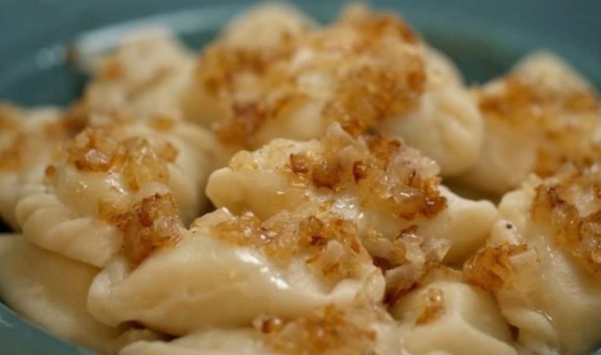 Рецепт пеленичек с капустой/Фото: Pinterest Нежное блюдо бойковской кухни: пошаговый рецепт пеленичек с капустой
