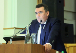 ЗСУ відпрацьовують нове озброєння, яке можуть застосувати в Криму - Данілов/Фото: РНБО ЗСУ відпрацьовують нове озброєння, яке можуть застосувати в Криму - Данілов/Фото: РНБО