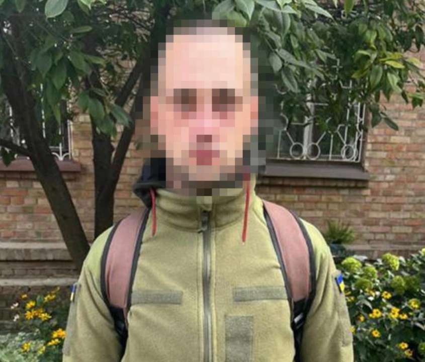 Бойовика "днр", який намагався влаштуватися на службу в "Азов", засуджено до 8 років/Фото: Офіс генпрокурора