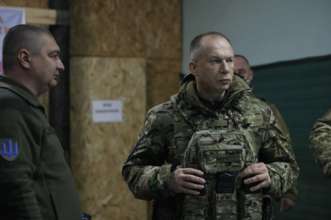 Фото: Сухопутні війська ЗСУ Сирський відвідав військових на Бахмутському напрямку