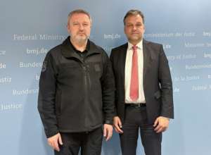 Костин в Берлине встретился с немецким коллегой/Фото: AndriyKostinUa Военные преступления/преступления против человечности: немецкие коллеги собрали более 500 фактов