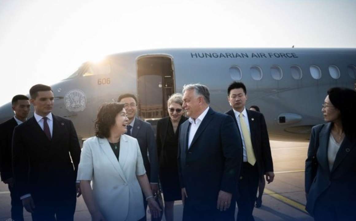 Орбан прибув до Китаю з "мирною місією"