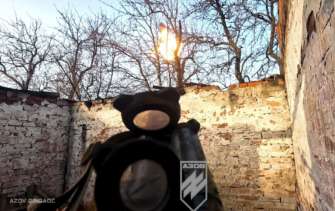 Азовець з другого пострілу збив ворожий FPV-дрон Азовець з другого пострілу збив ворожий FPV-дрон
