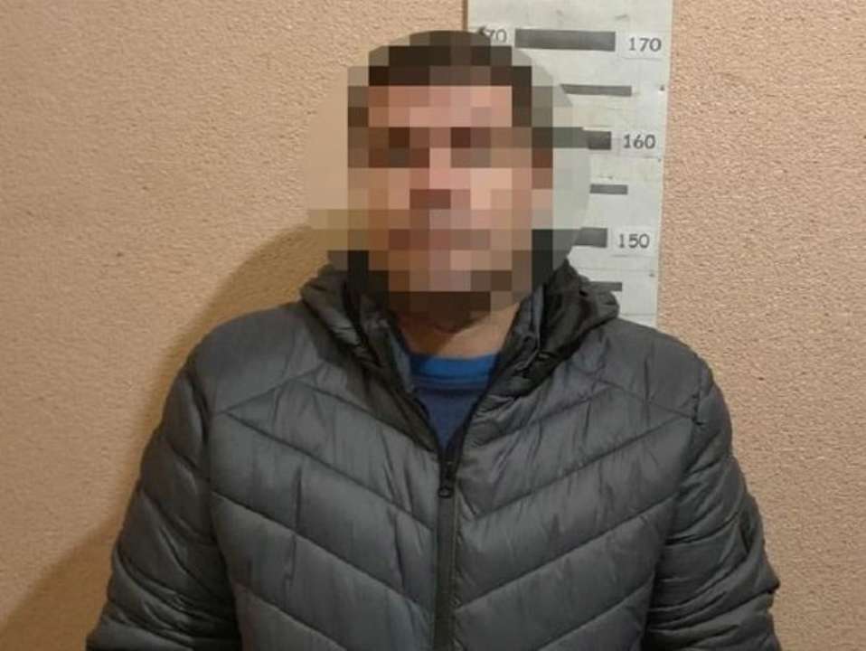 Воровал в маршрутках. Полиция Киева задержала ловкого "карманника"