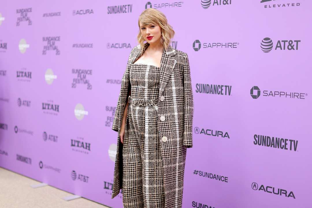 Зірки, які залишили коханих по телефону/Фото: Neilson Barnard for Getty Images Taylor Swift