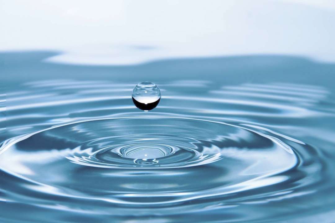 15% проб воды после подрыва Каховской ГЭС не соответствуют нормам / Фото: Pixabay После теракта на Каховской ГЭС 15% проб воды не соответствуют нормам