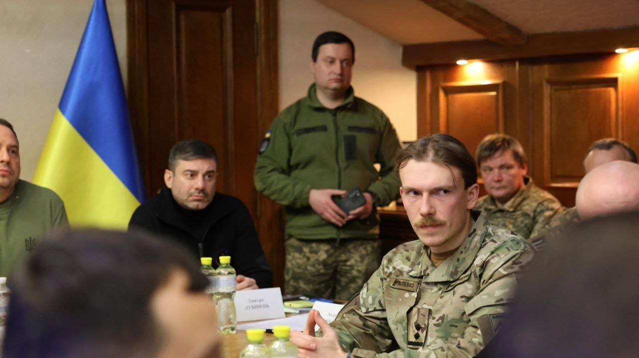 В Координационном штабе состоялась встреча с объединением семей Оборонцев, пострадавших в результате военного преступления рф в Еленовской колонии Теракт в Еленовке: Украина работает над возвращением раненых военнопленных