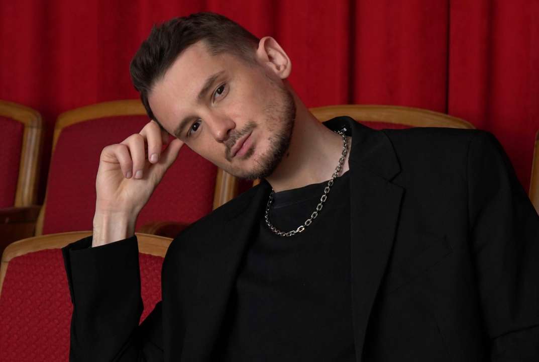 Dima PROKOPOV поразил новой балладой "Город засыпает": история любви на фоне редкого заката солнца