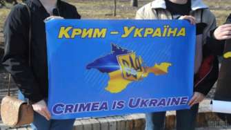 В Криму посилюються протистояння між проукраїнськими громадянами та окупаційними військами В Криму посилюються протистояння між проукраїнськими громадянами та окупаційними військами
