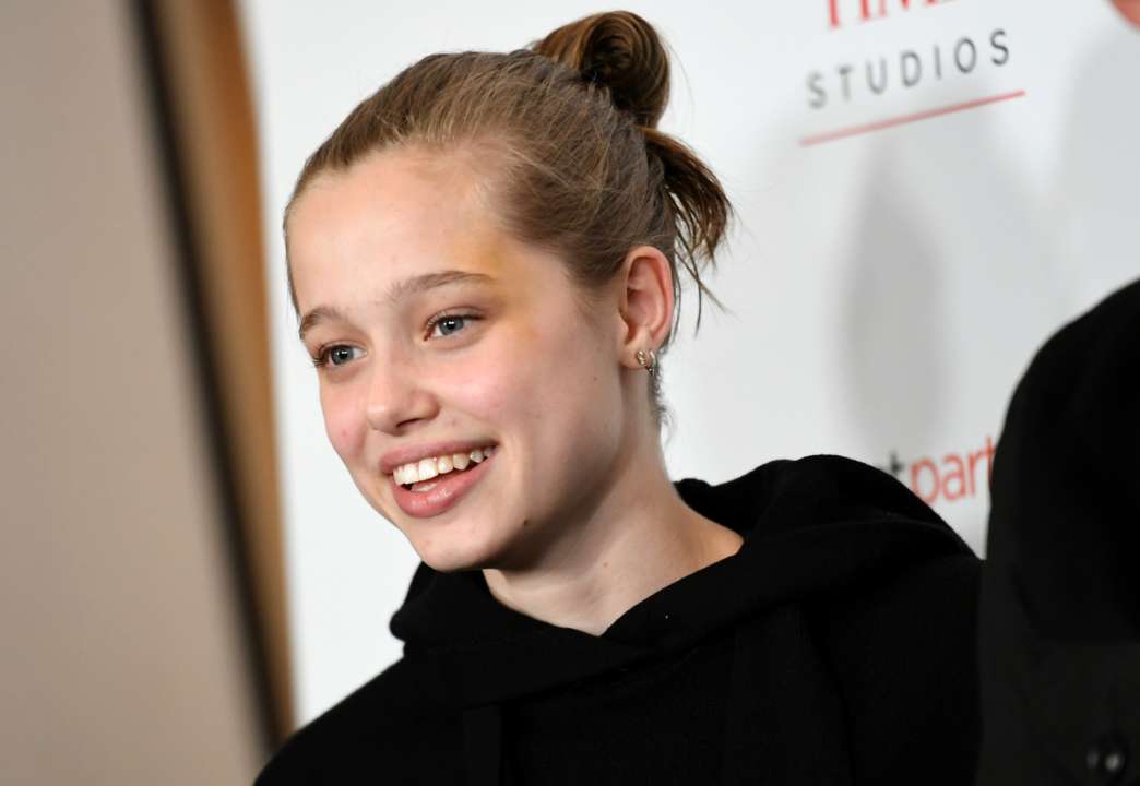 Шайло Нувель Джоли-Питт решила избавиться от фамилии отца / Фото: JC Olivera/Getty Images 18-летняя дочь Анджелины Джоли и Брэда Питта решила избавиться от фамилии отца
