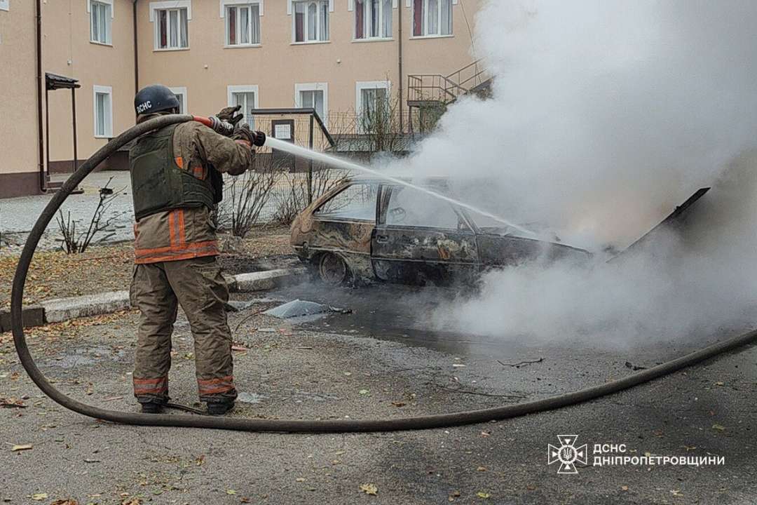 россияне ударили по жилой застройке в двух районах Запорожской области: последствия атак рф на 12.11