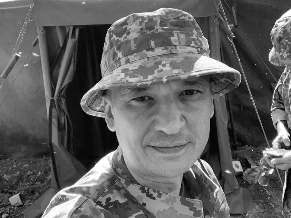 "Ведущий мастер сцены": на фронте погиб известный украинский актер Петр Великий