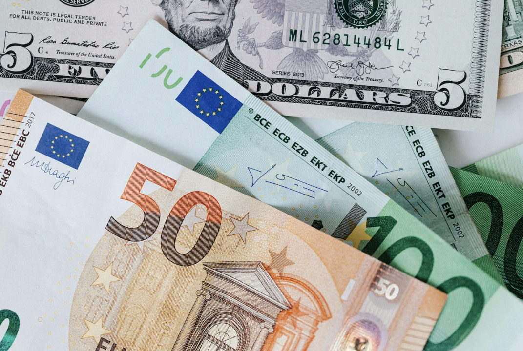 Курс валют на 20 січня: євро зовсім трохи піднялося у ціні