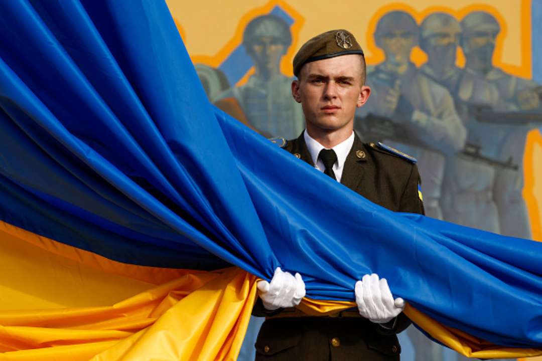 Для взірців мужності та відваги: красиві привітання з Днем захисників і захисниць України 2022