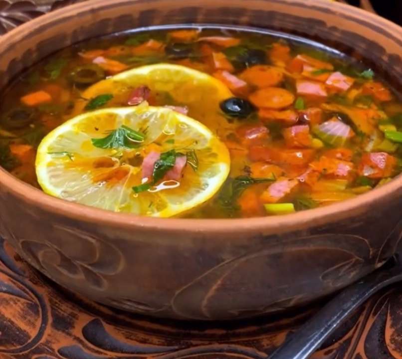 Є опис рецепту та рекомендації щодо приготування. Фото: скрін