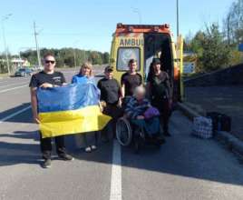 Повернули українку на підконтрольну територію/Фото: Дмитро Лубінець Повернули українку на підконтрольну територію/Фото: Дмитро Лубінець