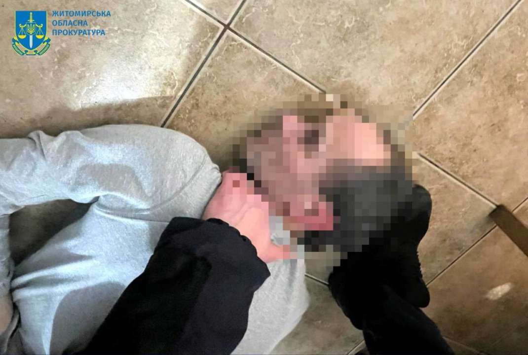 Злоумышленники взорвали взрывное устройство возле админздания в Житомире / Фото: t.me/pgo_gov_ua Злоумышленники взорвали взрывное устройство возле админздания в Житомире / Фото: t.me/pgo_gov_ua