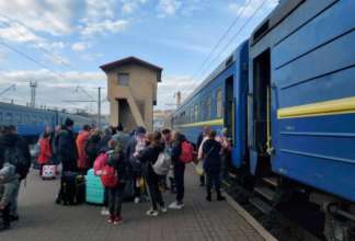 Останется только один эвакуационный поезд для украинцев. Фото: Укрзализныця Укрзализныця отменяет эвакуационные поезда