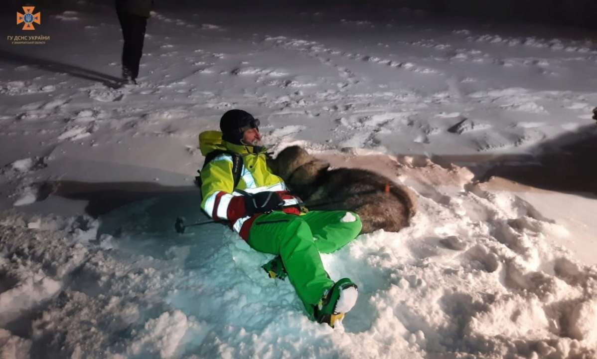 На Закарпатті у горах заблукали туристи зі Львова: як завершилася історія