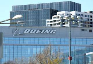 Директор Boeing увольняется после случая с неисправностью самолета/Фото: gettyimages Генеральный директор Boeing уйдет в отставку после инцидента с неисправностью самолета