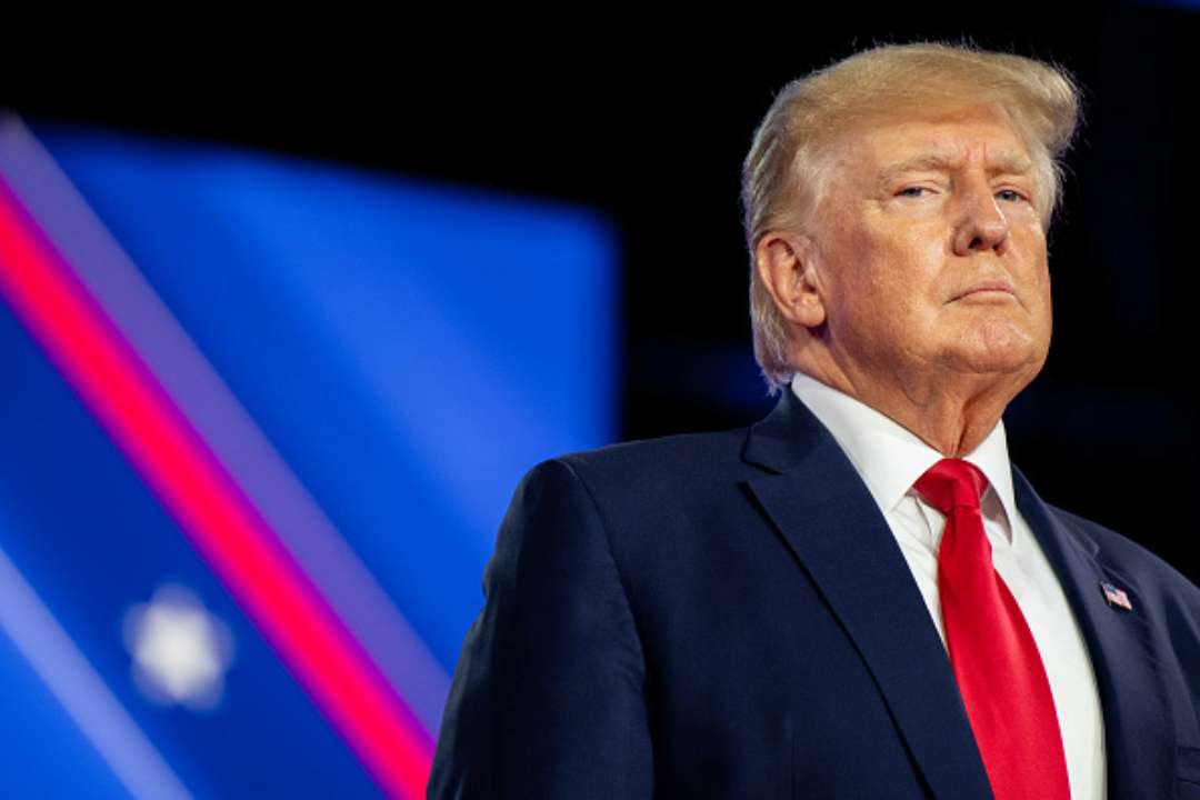 Кейс с порнозвездой: суд по Трампу перенесен