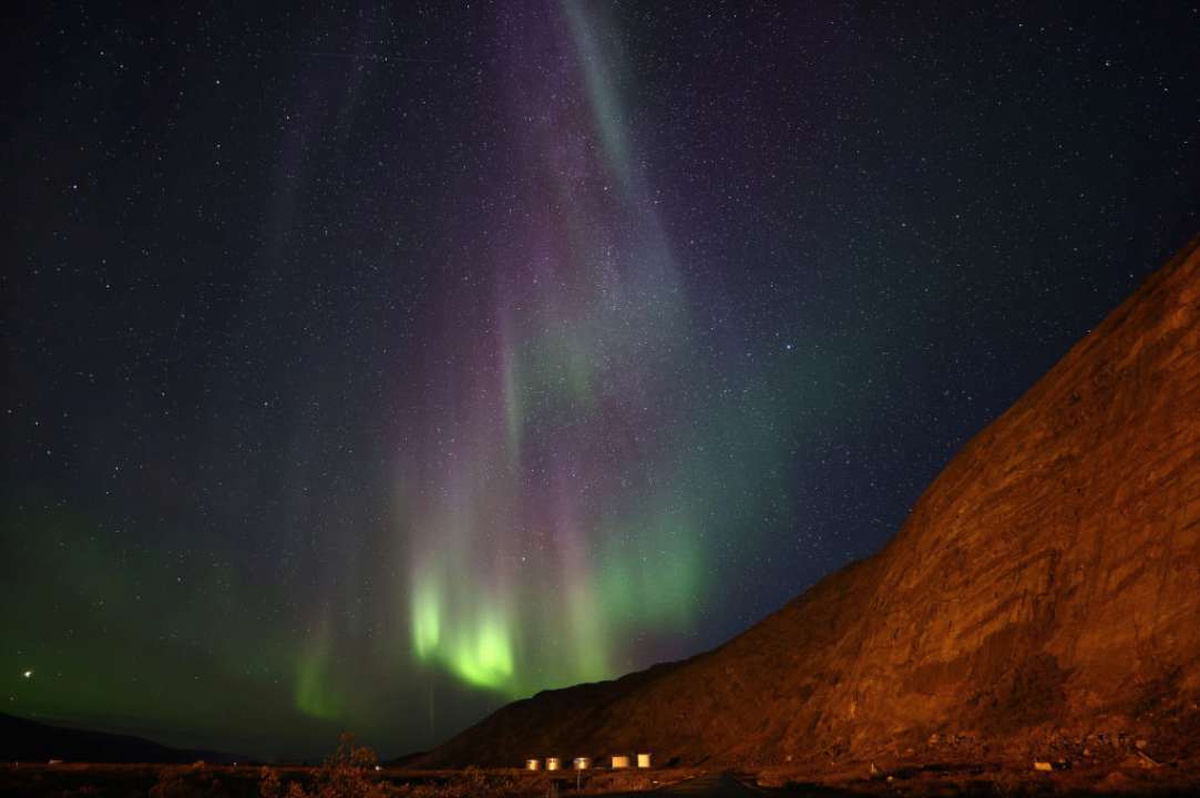 В небе над Новой Зеландией заметили загадочную красную дугу/Фото: Getty Images Космос