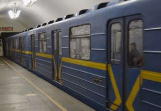 Метрополітен Києва переведуть на новий графік роботи / Фото: Pierre Crom/Getty Images Метрополітен Києва переведуть на новий графік роботи / Фото: Pierre Crom/Getty Images