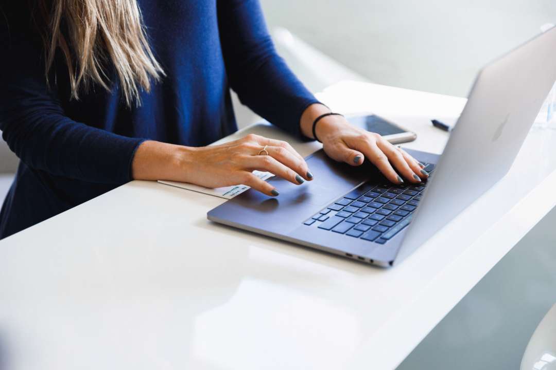 Подати документи на оформлення пільги можна online/Фото: Unsplash