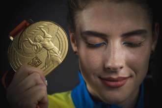 Ярослава Магучіх / Фото: instagram.com/rosya_dp Олімпійська чемпіонка передала 500 тисяч гривень на лікування поранених захисників