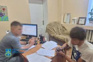 Поджигали машины военнослужащих - сообщено о подозрении пяти жителям Днепропетровской области/Фото: Офис генпрокурора Поджигали машины военнослужащих - сообщено о подозрении пяти жителям Днепропетровской области/Фото: Офис генпрокурора