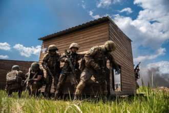 Сырский провел совещание по подготовке украинских бойцов. Фото: Александр Сырский Сырский