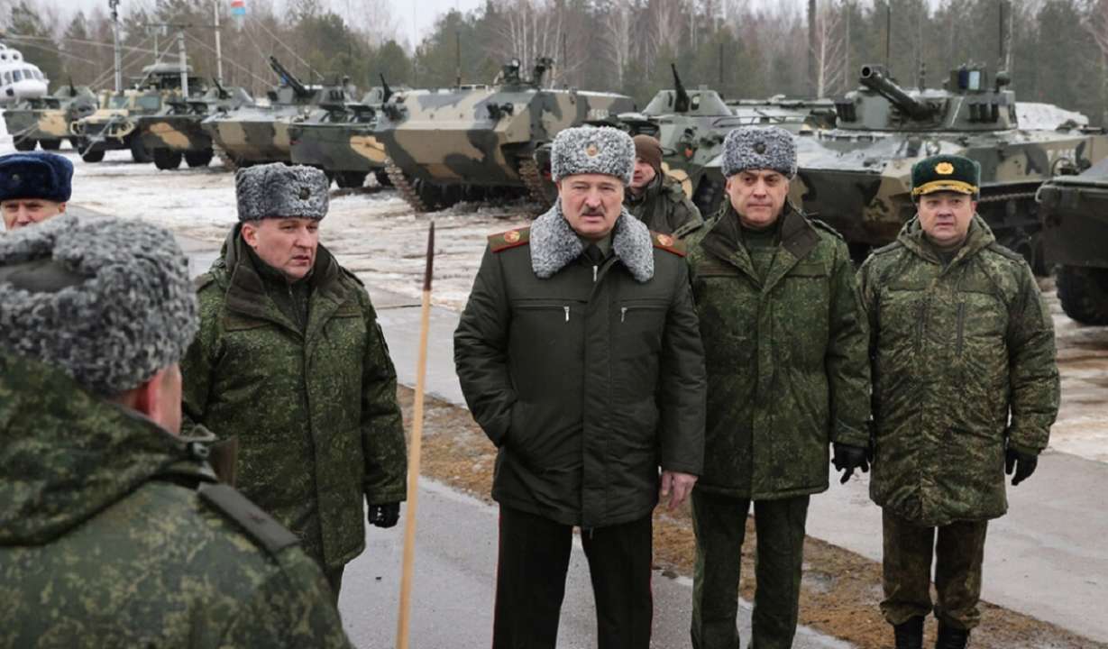 Беларусь готовится ввести войска в Украину - Минобороны