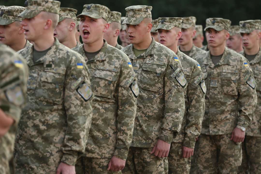 Что ждет на военнообязанных за границей / Фото: Sean Gallup/Getty Images Что ждет на военнообязанных за границей / Фото: Sean Gallup/Getty Images