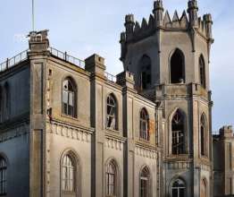 УПЦ МП зобов'язана повернути Палац Терещенків державі/Фото: МКІП УПЦ МП зобов'язана повернути Палац Терещенків державі — МКІП