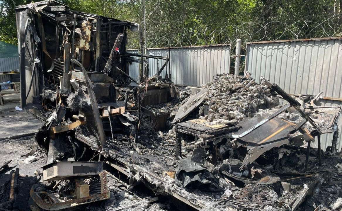 В Одесі 63-річний чоловік підпалив трейлер із гуманітарною допомогою/Фото: Національна поліція