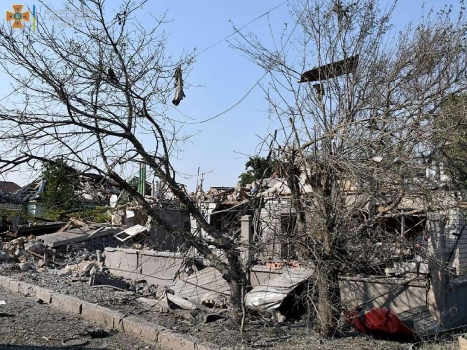 Масований обстріл Миколаєва: кількість постраждалих збільшилася до 24 осіб / Фото: ДСНС Обстріл Миколаєва