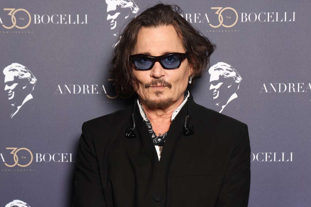 Джонни Депп презентует первый фильм после развода / Фото: Vittorio Zunino Celotto/Getty Images Первый масштабный проект после скандального развода: Джонни Депп презентует собственную киноленту
