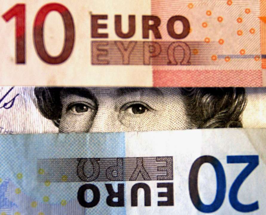 Нацбанк снизил стоимость гривны относительно евро: курс валют на 3 ноября
