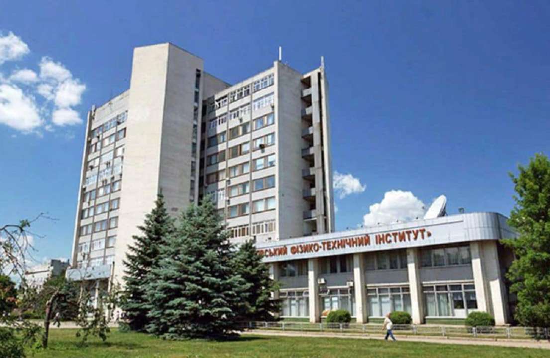 Ворог із Градів обстріляв ядерний об'єкт у Харкові