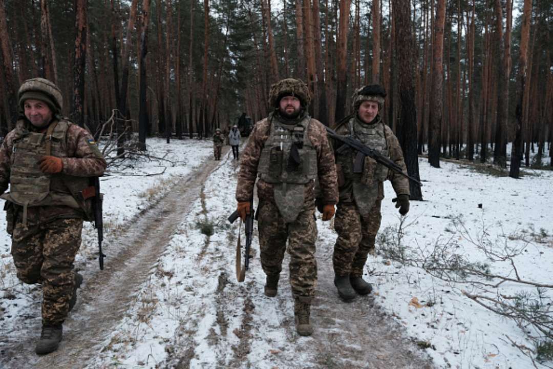 Карта войны на 14 февраля/Фото: Spencer Platt/Getty Images Британская разведка показала карту войны на 14 февраля: где ведутся ожесточенные бои