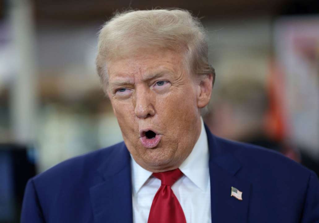 Трамп говорит, что Зеленский хочет победы Харрис на выборах президента США/Фото: Getty Images Трамп говорит, что Зеленский хочет победы Харрис на выборах президента США/Фото: Getty Images