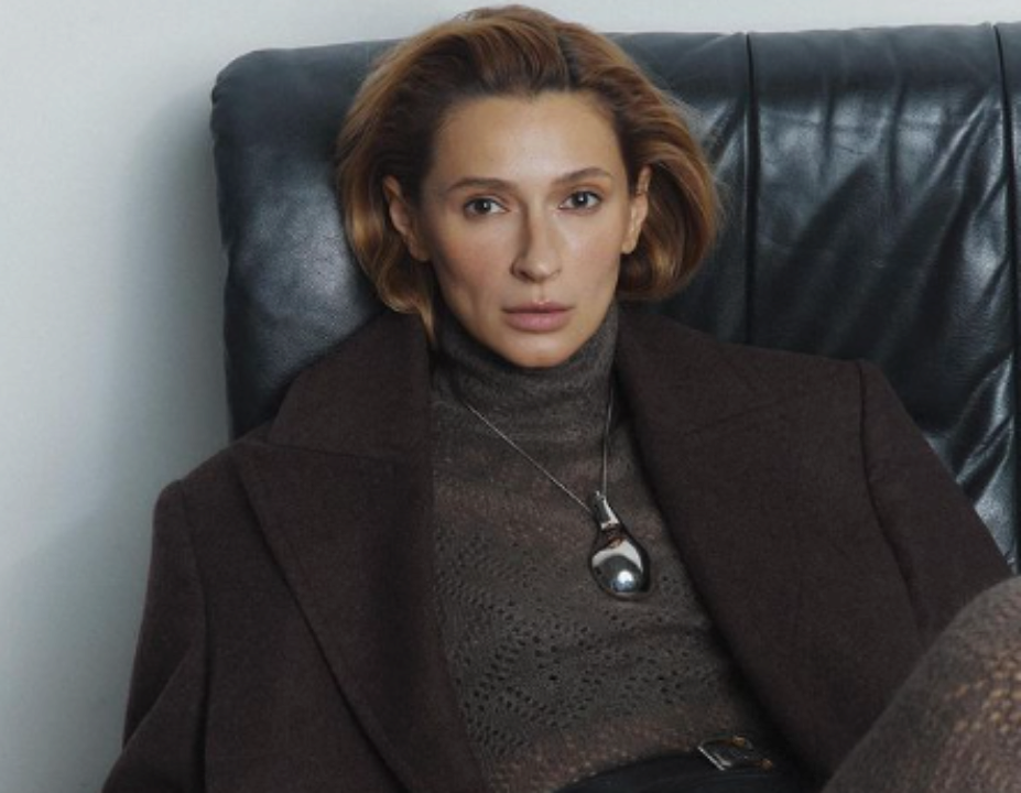 TAYANNA поразила премьерой клипа, который создал искусственный интеллект